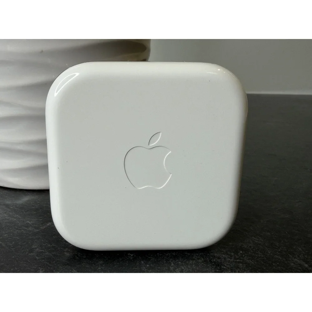 Apple WIRED 3.5mm OEM Ear Buds Headphones iPad iPod iPhone